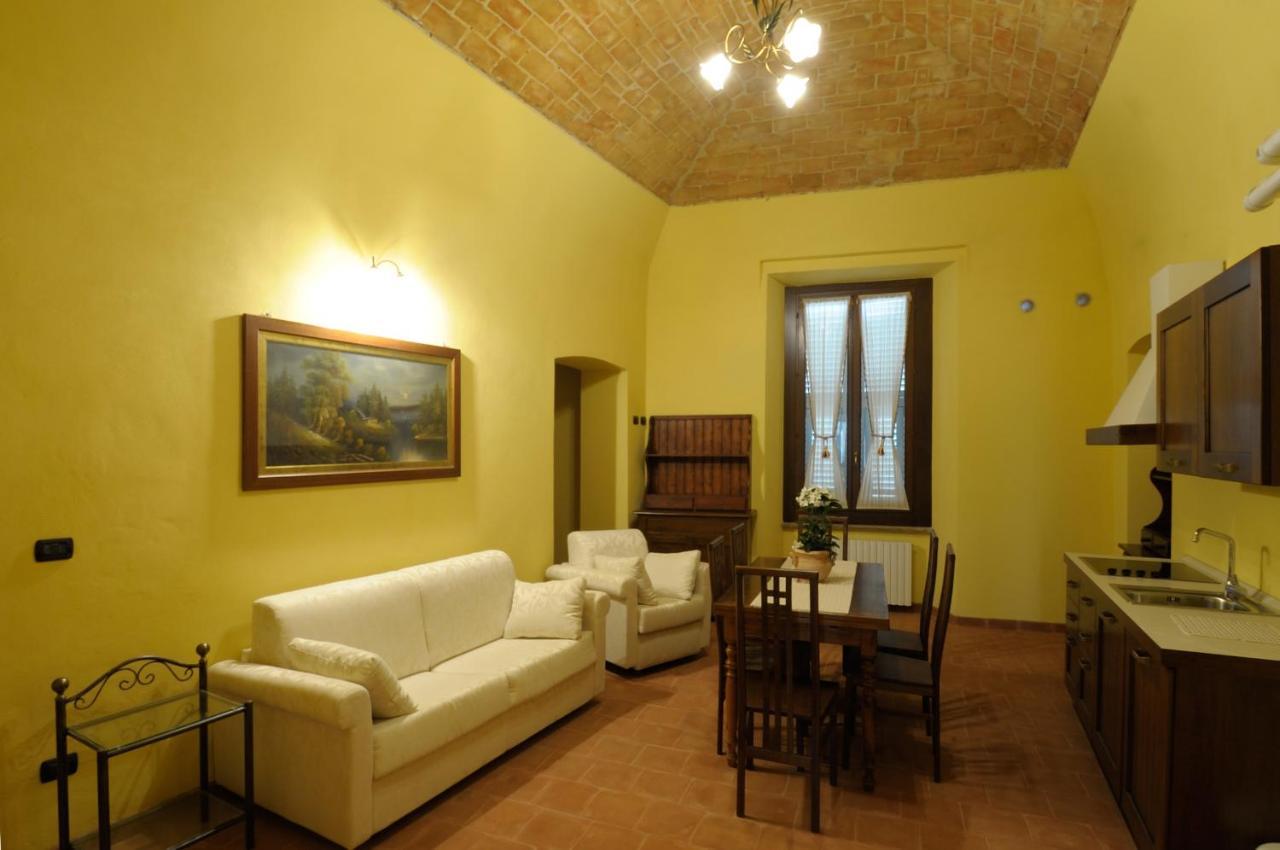 Palazzo Centro Alloggi Vacanza Ницца-Монферрато Экстерьер фото