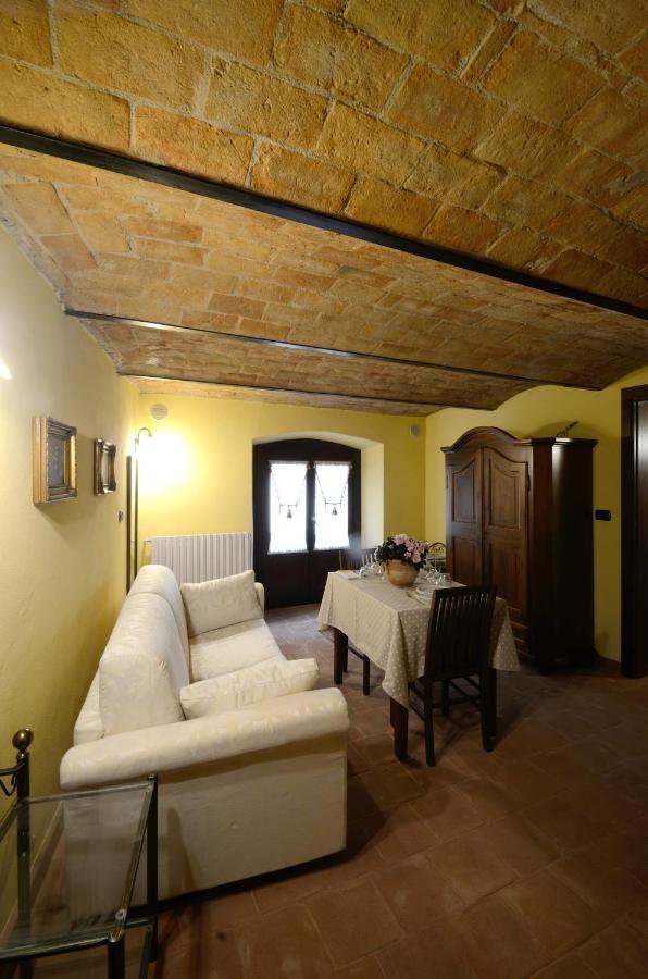 Palazzo Centro Alloggi Vacanza Ницца-Монферрато Экстерьер фото