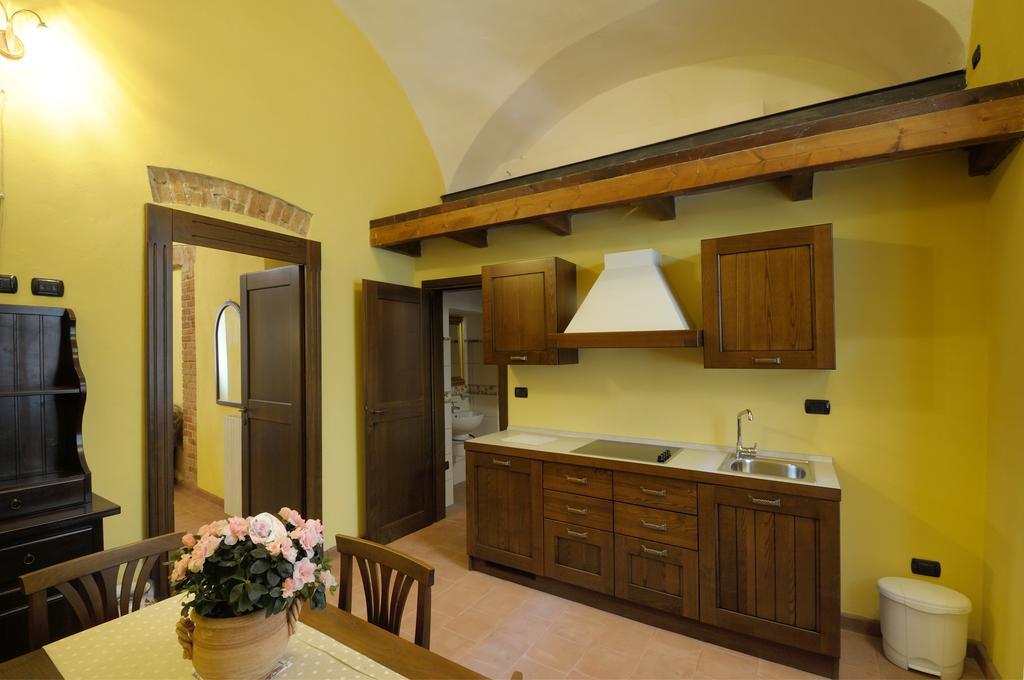 Palazzo Centro Alloggi Vacanza Ницца-Монферрато Экстерьер фото