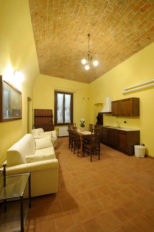 Palazzo Centro Alloggi Vacanza Ницца-Монферрато Экстерьер фото