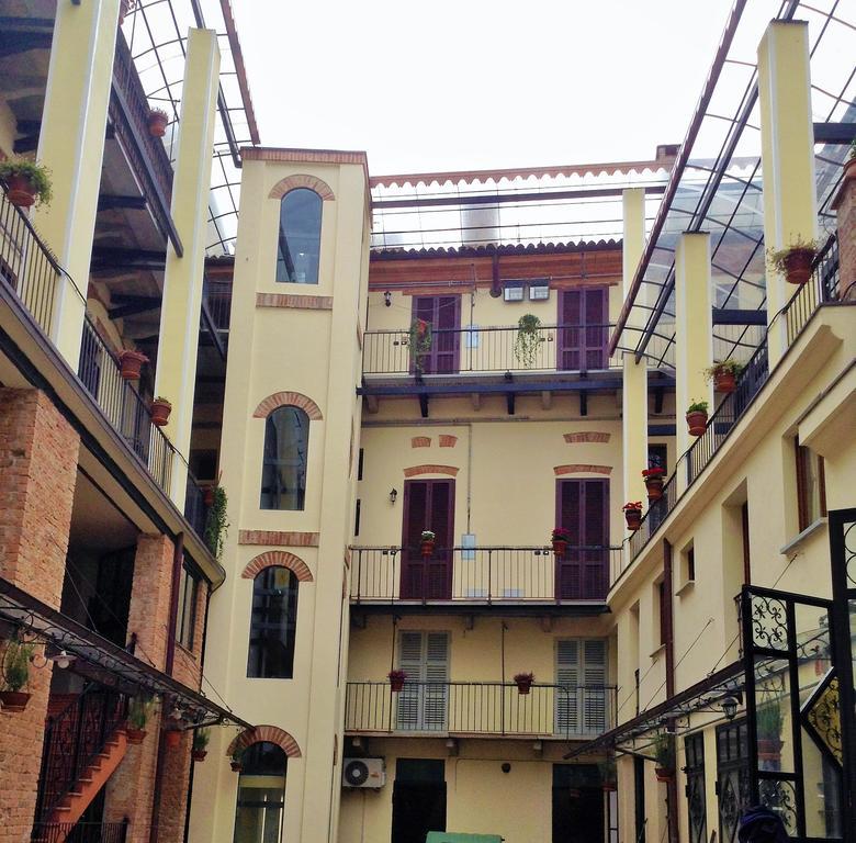 Palazzo Centro Alloggi Vacanza Ницца-Монферрато Экстерьер фото