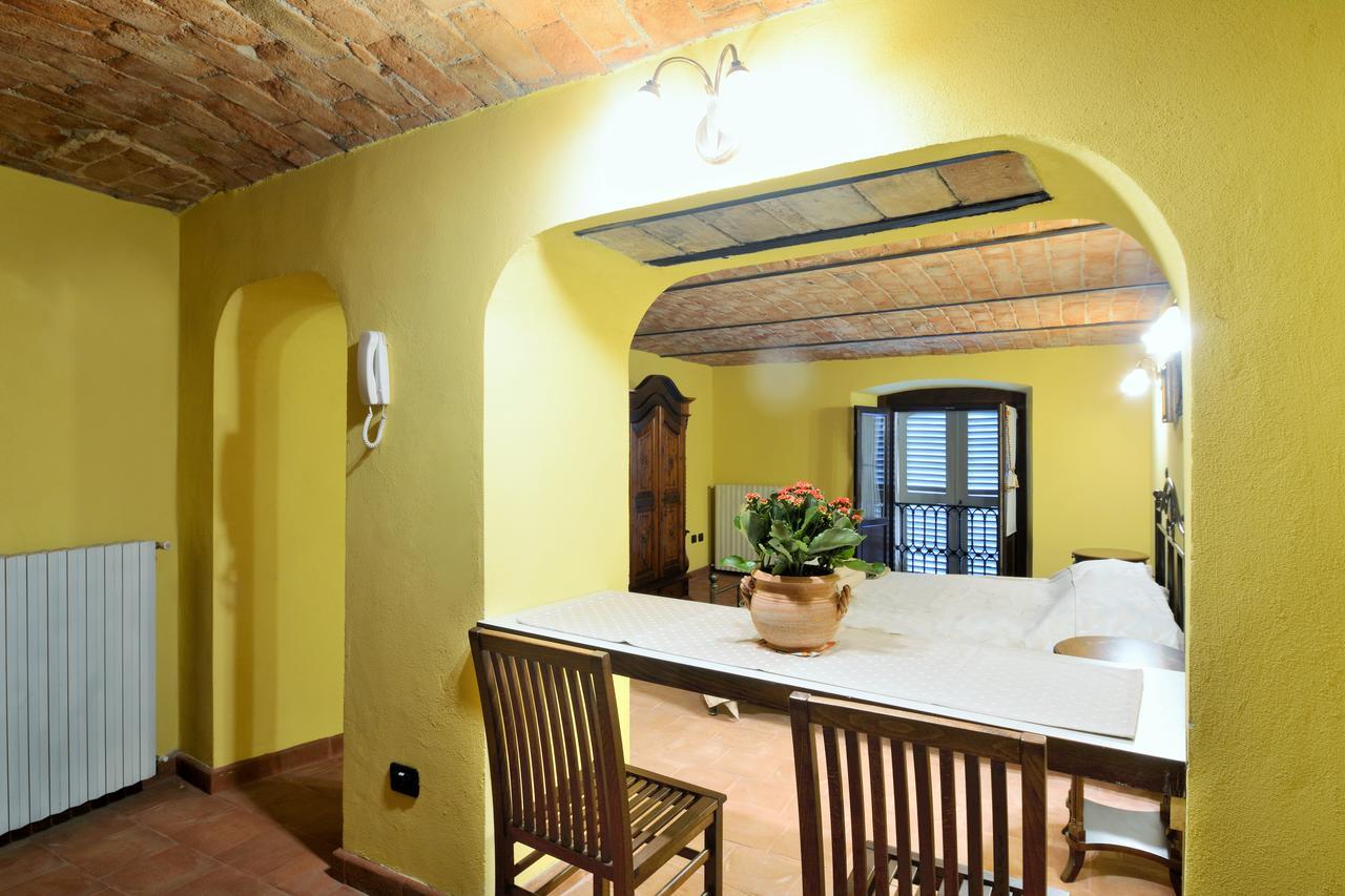 Palazzo Centro Alloggi Vacanza Ницца-Монферрато Экстерьер фото