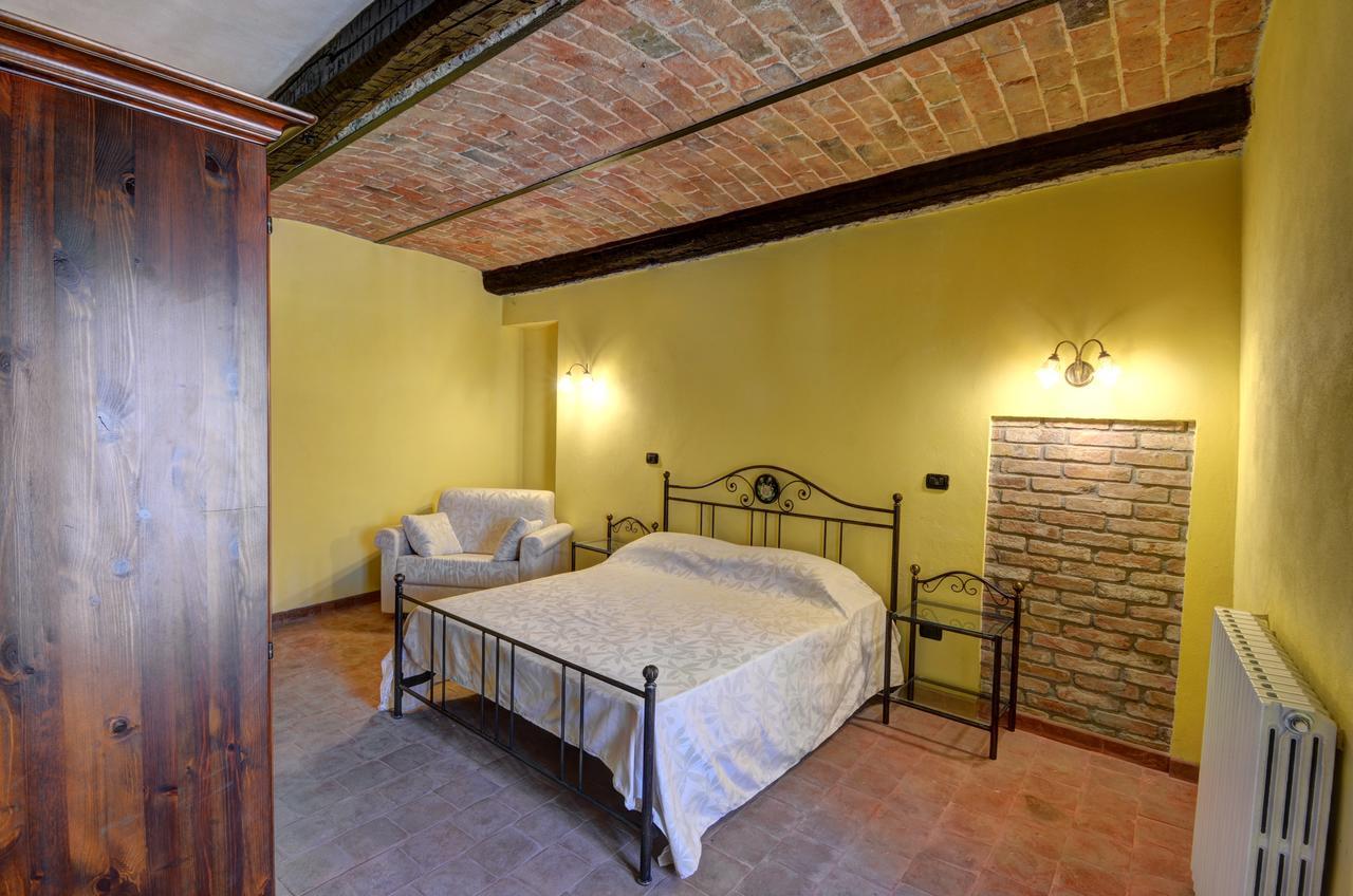 Palazzo Centro Alloggi Vacanza Ницца-Монферрато Экстерьер фото