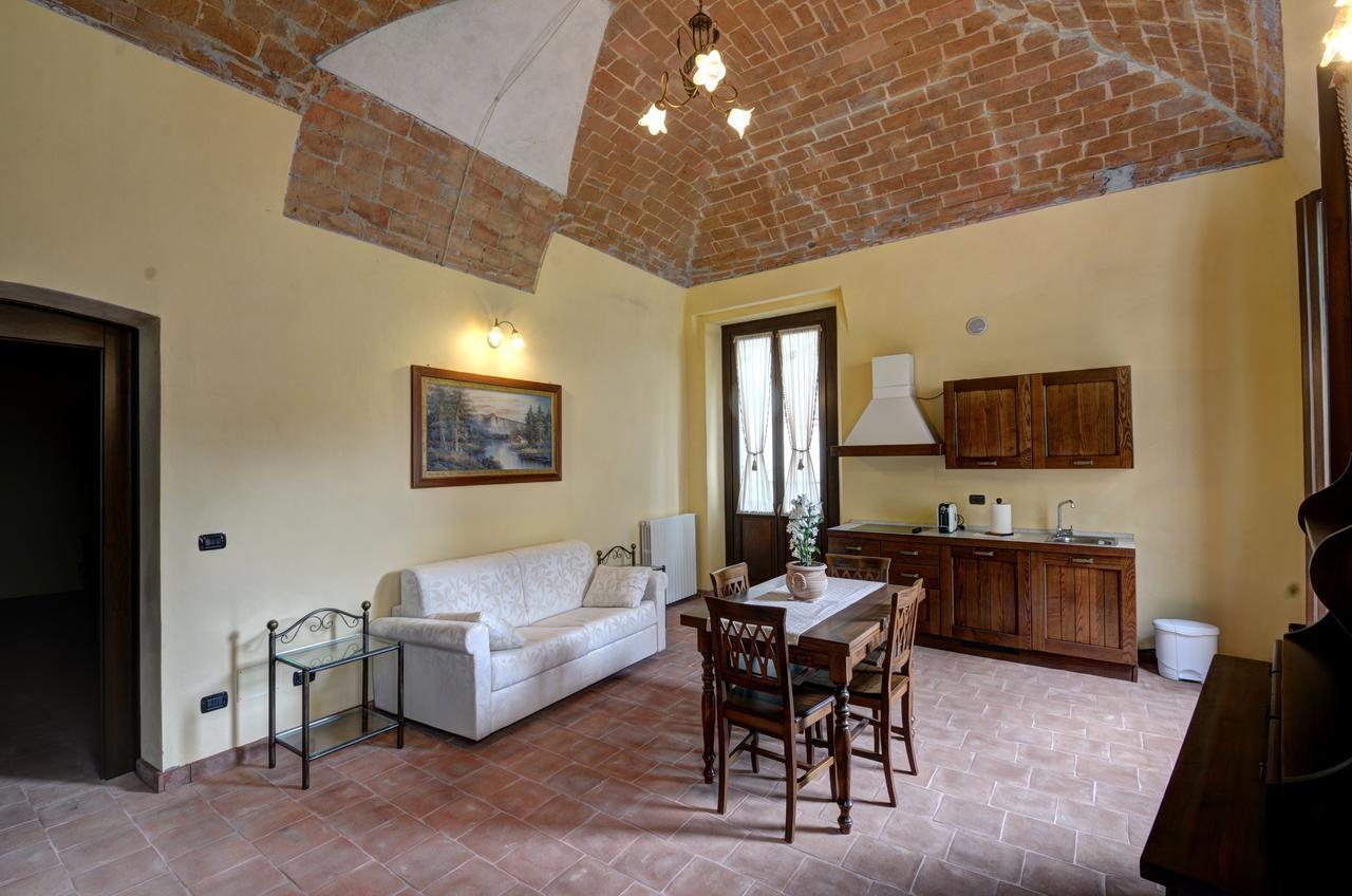 Palazzo Centro Alloggi Vacanza Ницца-Монферрато Экстерьер фото