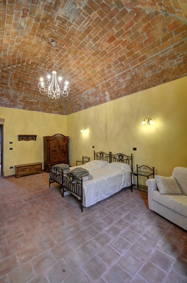 Palazzo Centro Alloggi Vacanza Ницца-Монферрато Экстерьер фото