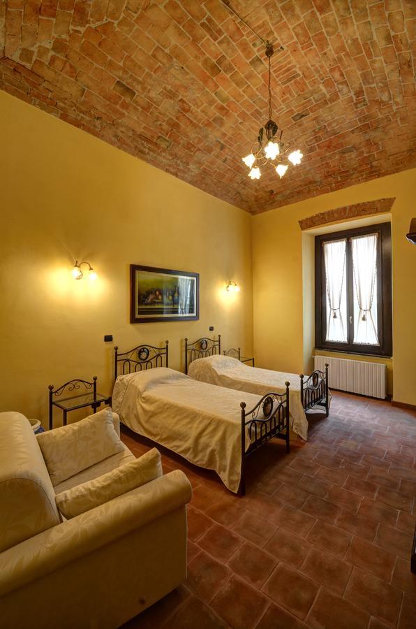 Palazzo Centro Alloggi Vacanza Ницца-Монферрато Экстерьер фото