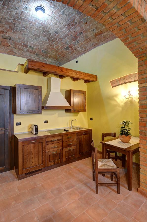 Palazzo Centro Alloggi Vacanza Ницца-Монферрато Экстерьер фото
