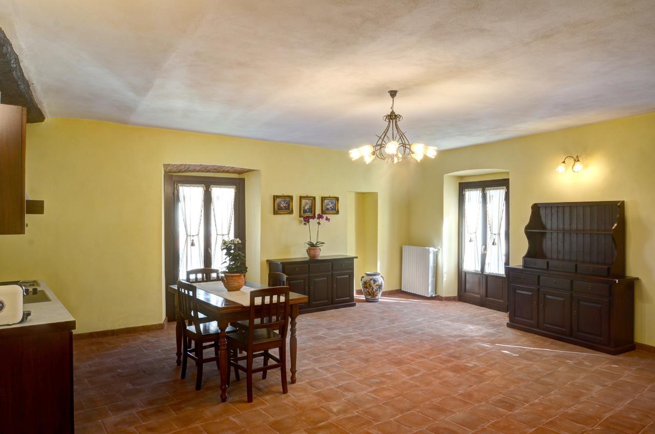 Palazzo Centro Alloggi Vacanza Ницца-Монферрато Экстерьер фото