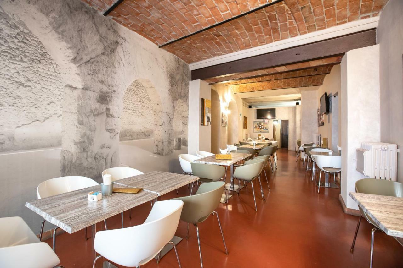 Palazzo Centro Alloggi Vacanza Ницца-Монферрато Экстерьер фото